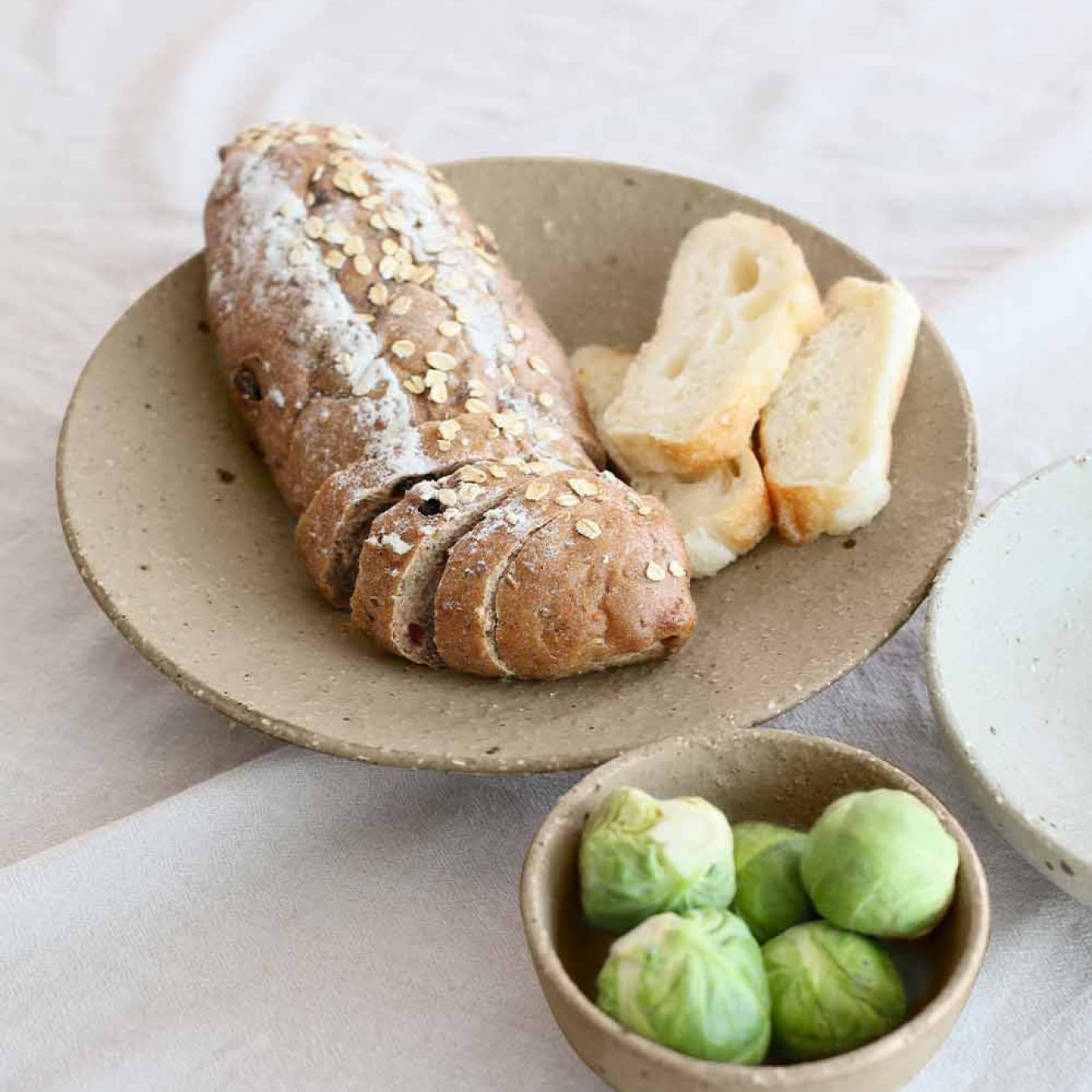 Ciotola di pasta con briciole 9