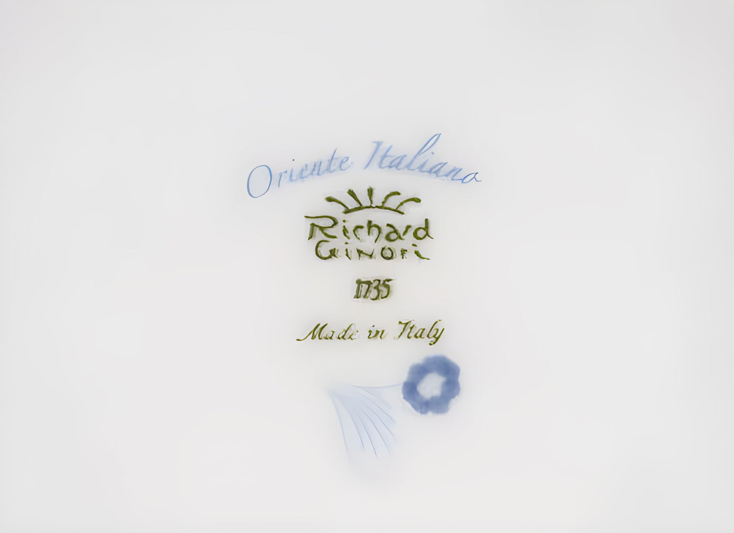 Oriente Italiano Pervinca Egg