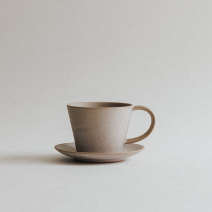 Tazza da caffè e piattino