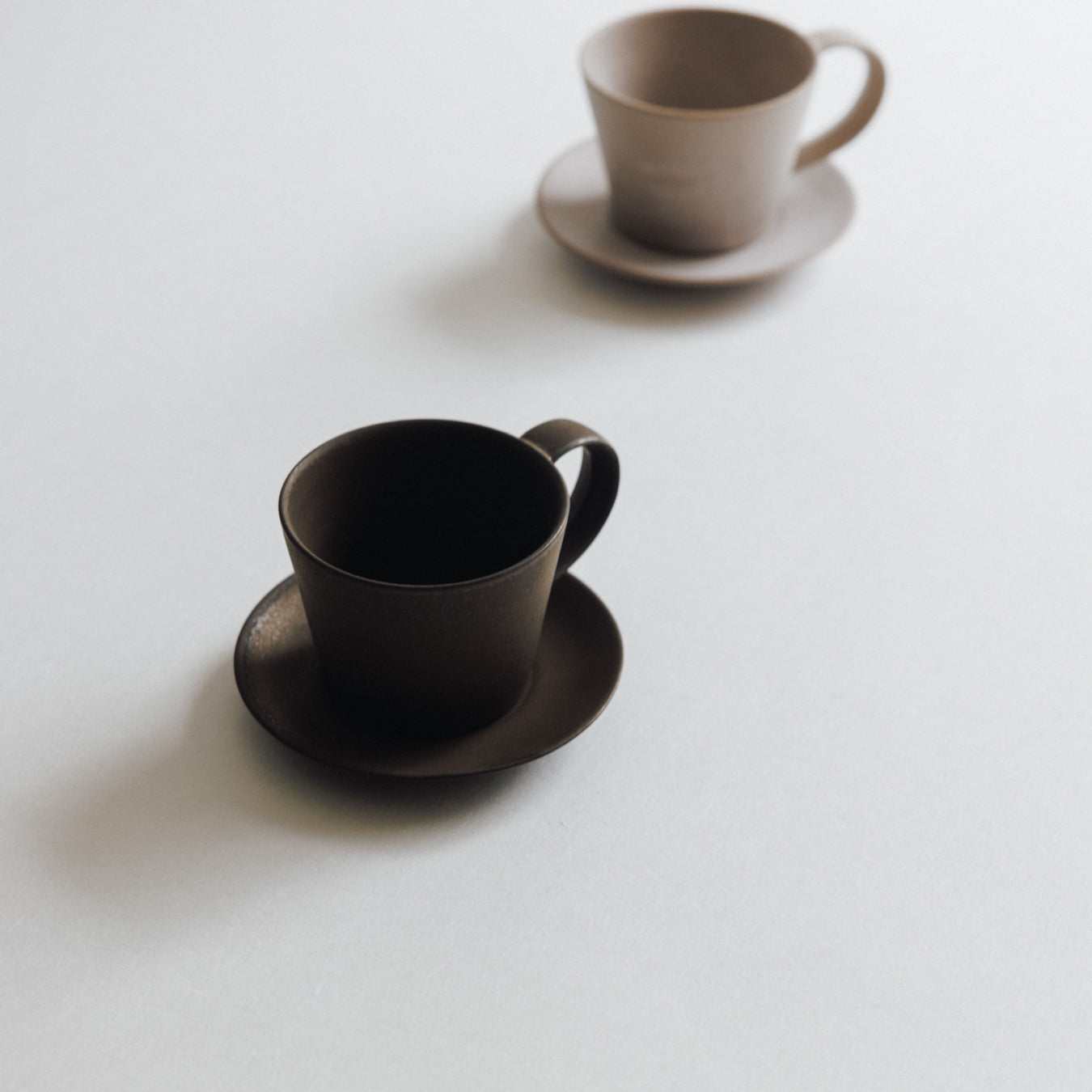 Tazza da caffè e piattino
