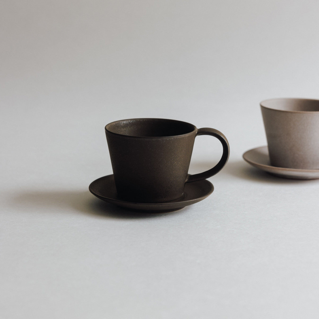 Tazza da caffè e piattino