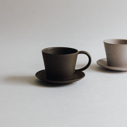 Tazza da caffè e piattino